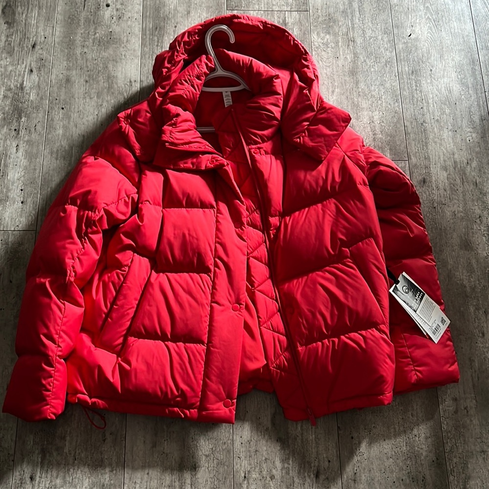 Wunder Puff Jacket, size 8, red